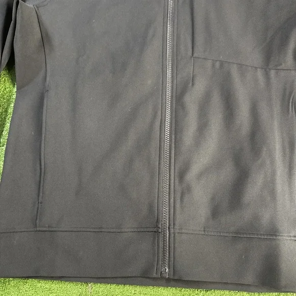 Lululemon Men's All Black Zip Up Active Wear Zip Up Jacket Large New No Tags